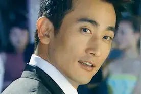 总裁带女司机参加酒会，结果女司机换了套衣服出场，总裁看愣视频封面