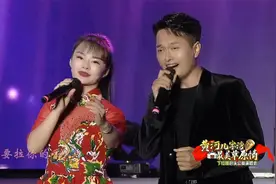 黄土情歌对唱《拉手手亲口口》演唱：云飞/丁红娥视频封面