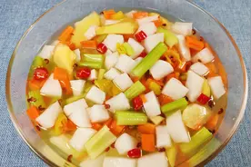 老妈私藏多年的泡菜配方，精准用量和比例，两天就能吃，清脆爽口