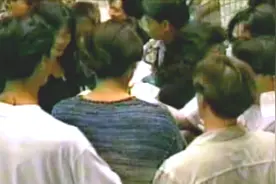 刘德华街头拍戏现场被妈妈粉索要签名 这现场华迷们赶紧珍藏吧