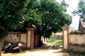 泗水等闲谷艺术粮仓留住夹山头粮库的记忆视频封面