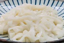 纯手工米粉的做法，真正没有添加剂，爽滑柔韧，配方步骤全部公开