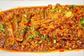 少油版的肉沫茄子，反正没有播放量，标题懒得想了