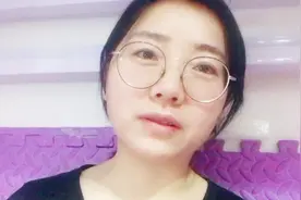 做自媒体受到男粉丝私信骚扰，女主播这样反击，不怕得罪人视频封面