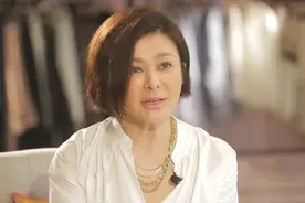 关之琳首谈爱情观名场面，至今57岁依然单身，自曝后悔当初的选择视频封面