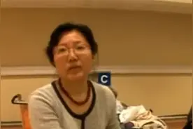 中国女士入境新西兰 愤怒不已自己受到海关人员的偏见对待视频封面