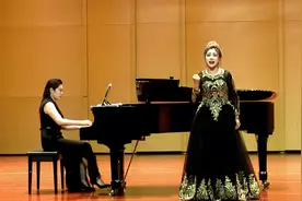 专业演唱女高音《清晰的记忆》，表演者高春阳视频封面