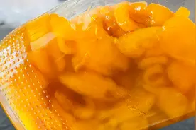 农村的琵琶太多了，教你做入夏必备的枇杷糖水，清甜好喝不上火视频封面