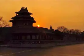 波伏娃1975采访——为什么我是一个女权主义者视频封面
