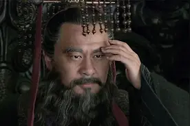 曹操先是参拜不名、剑履上殿，离称帝就差临门一脚了，汉中出事了视频封面