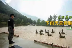 韩综有多真实！女明星全身湿透躺进泥地里，为完成训练实在太拼视频封面