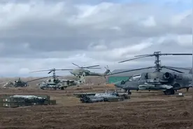 机动躲过乌军防空导弹！俄空天军对乌阵地进行火力攻击视频封面