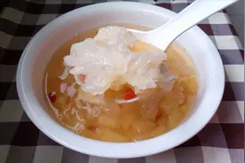 立秋天气太干燥？做一碗苹果银耳糖水养生甜汤，女人越喝越漂亮！