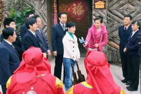 喜临门：和谐家庭揭牌仪式，瑞莲孝敬公婆成为全村榜样，领导夸赞视频封面