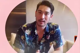 健美男神高以翔，游泳池边秀肌肉，美食节目，吃货帅哥出题太好笑视频封面