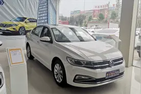 20款宝来，年轻人首选车型，手动挡裸车85000，这价格可以吧？视频封面