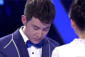 女生台上大胆告白：可能我不是最好的，但是我真的是很喜欢你视频封面