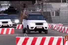 俄媒：乌军持续对扎波罗热核电站发动袭击视频封面