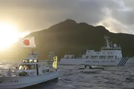 日船闯入钓鱼岛海域，遭中方海警船驱离视频封面
