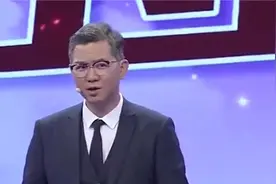 情侣谈五六年女友双重标准，男友直接就受不了，无奈了