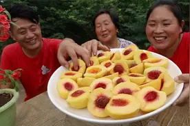 胖妹做黄桃罐头，酸甜可口还解暑，76岁奶奶算是解馋了