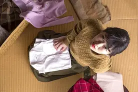 揭露日本女人的两面性，人前是清纯玉女，但人后却很疯狂！视频封面