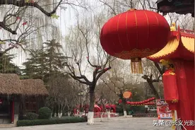 今天趵突泉公园开放了，记住要带身份证。视频封面