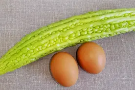 苦瓜加鸡蛋，甩脂效果太好了，坚持一周，腰细了，大肚腩不见了！