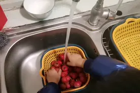 到底冰糖葫芦熬糖稀要不要加水呢？？？？视频封面