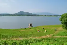 石家庄周边适合自驾的路线，一路山水相伴，美景连连视频封面