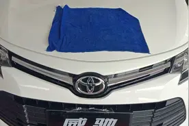 一个销售顾问的日常擦车😁视频封面