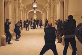 超体:被注射能量以后女主角用自己的意念可以控制所有东西。视频封面