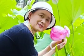 昆明大观楼，免费入园，荷花开放正当时，随手拍都是美景@云丽957视频封面