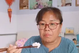 对自己的要求越来越低，试衣服游泳圈明显出来了，加油继续减肥视频封面