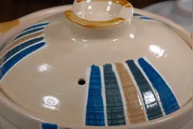 砂锅不开锅，再好质量也易开裂，教你开锅养锅好方法，保证不裂视频封面