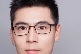 大家绝对想不到蜂巢快递柜暂存费收了多少！#丰巢快递柜收费 #快递 #快递保管费 #蜂巢 #商业视频封面