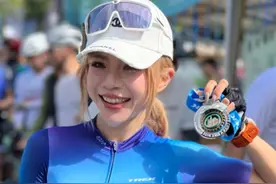 终于用上逮虾户这首歌了！带你沉浸式体验，感受女骑骑行trek100崇明岛！#女骑 #骑行vlog #潮流运动的n种打开方式 #trek100破风快乐视频封面