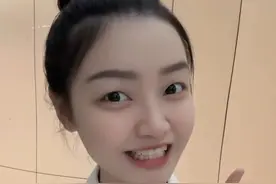 为什么全网都在说：你要悄悄学 Python，然后惊艳所有人？今天，就让我来为你揭开事实的真相#程序员 #python视频封面