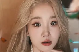 金色头发回归，戴假发脑袋好痛#化妆前vs化妆后 #今日妆容视频封面