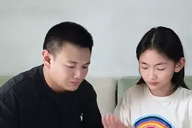 女儿说这个游戏没有家长能赢，我才不信…#父女搞笑日常 #万万没想到 #看一遍笑一遍视频封面