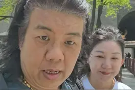 西安城墙上主要是走路，体力好的可以多逛两圈#老徐吐槽 #股民日常 #西安城墙视频封面