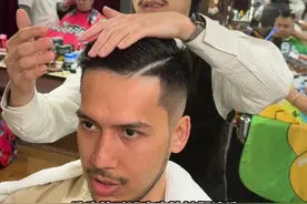 什么是Barbershop？外国人用一条视频讲解一套流程 #霍金斯发油#英式理容#理想型男士图鉴#头型得支棱起来 #头发清爽