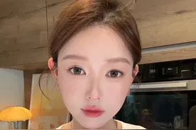 你们要什么给什么，妆容教程来啦～ 敏感肌，混油皮，这个气垫真是挺绝的#妆教 #今日妆容 #韩系妆容