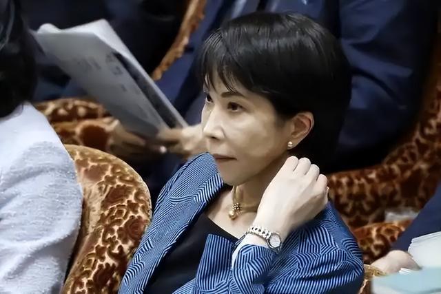 报复来了，高市准备出王牌：半导体制造关键材料，中方别想进口了