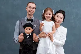 四川农村女孩嫁德国机长,生女儿婆婆激动落泪,家族72年首个女孩图片