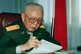 1992年中国订购的苏27回国，进入蒙古被警告：立即离境，不然开火图片