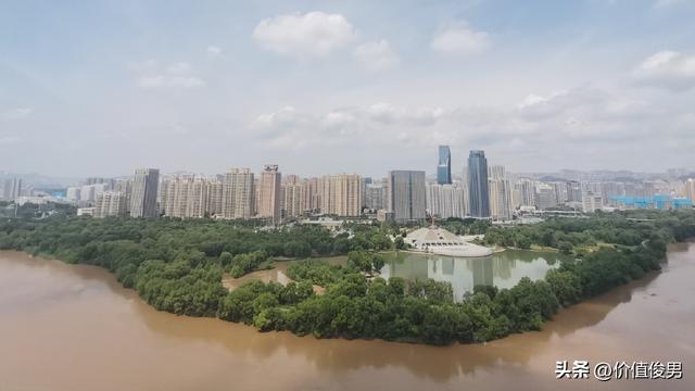 登兰州黄河楼记