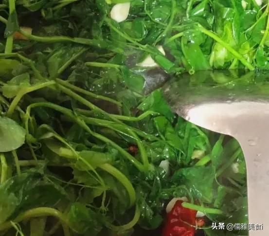 “长寿菜”原来是它,一护眼,二排便,三控血压,中老年人要常吃