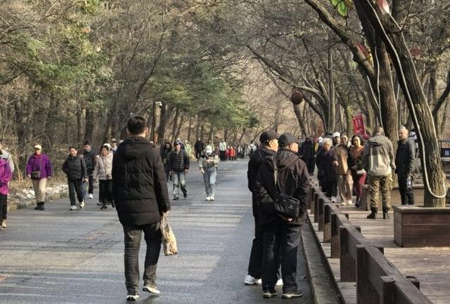 天好景美福利足！千山景区人气爆棚