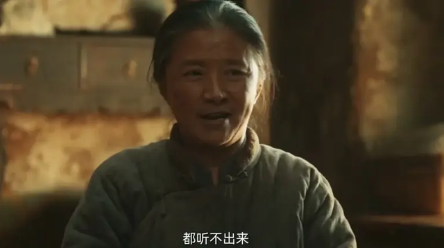 戏里又土又丑，戏外却是气质美女，“妈妈专业户”迟蓬让人敬佩
